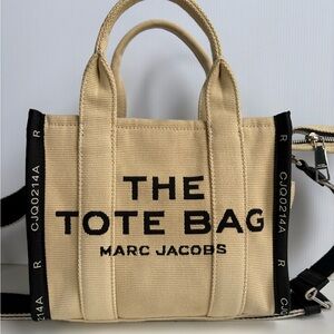 Marc Jacobs The Jacquard Small Tote Bag in Warm Sand/Black EUC